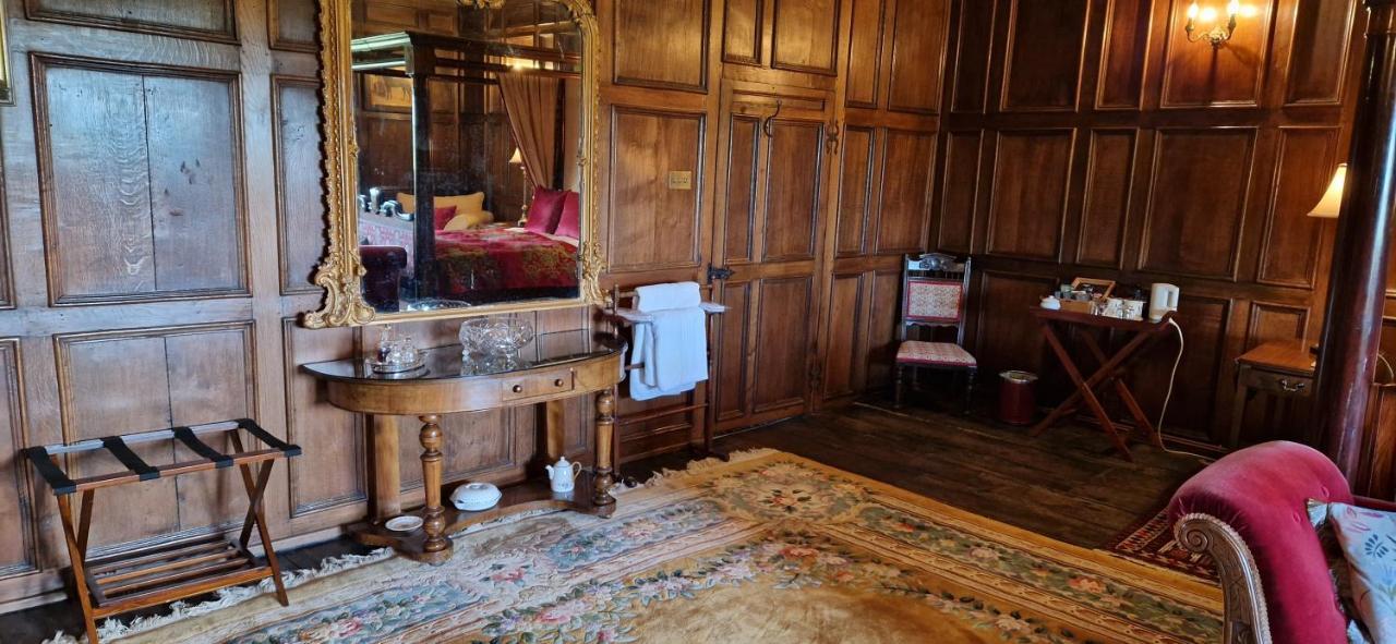 Braithwaite Hall Bed & Breakfast 미들햄 외부 사진