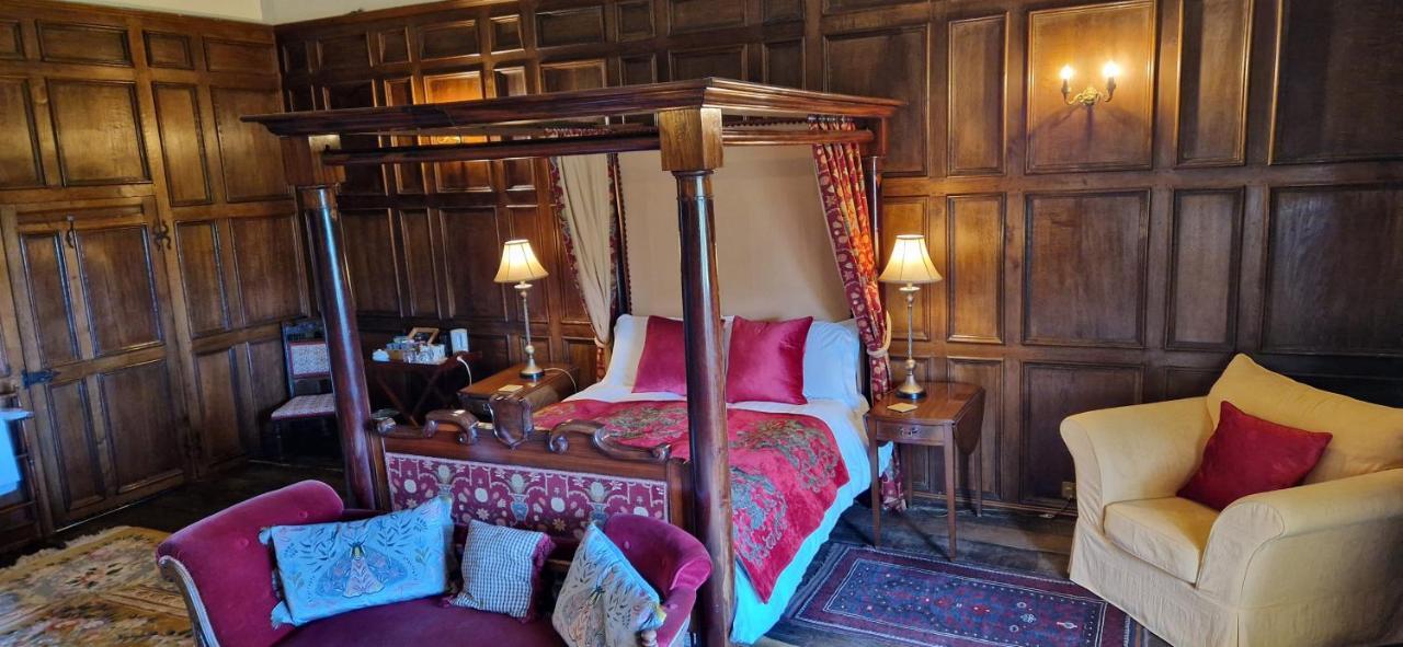 Braithwaite Hall Bed & Breakfast 미들햄 외부 사진
